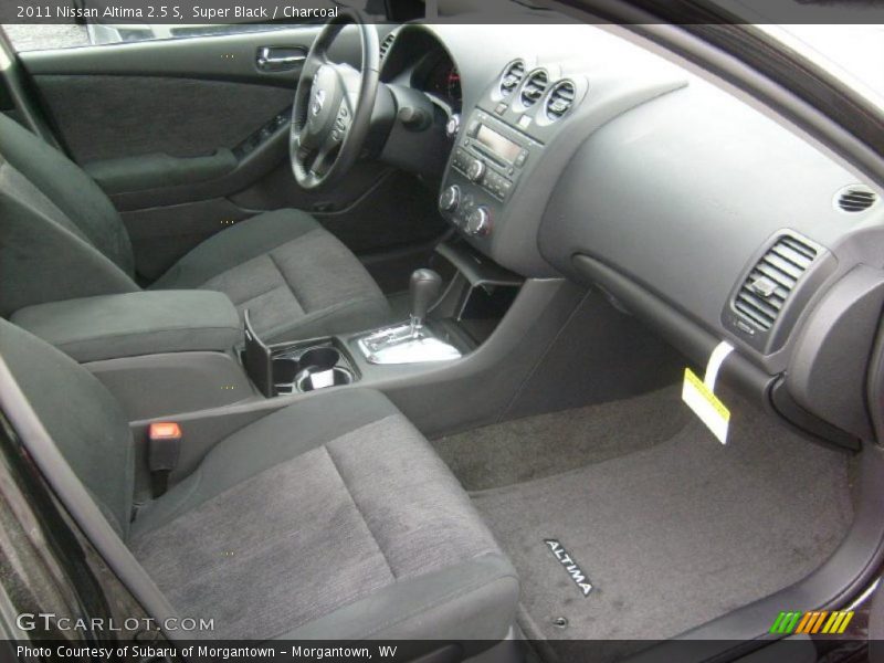 Super Black / Charcoal 2011 Nissan Altima 2.5 S