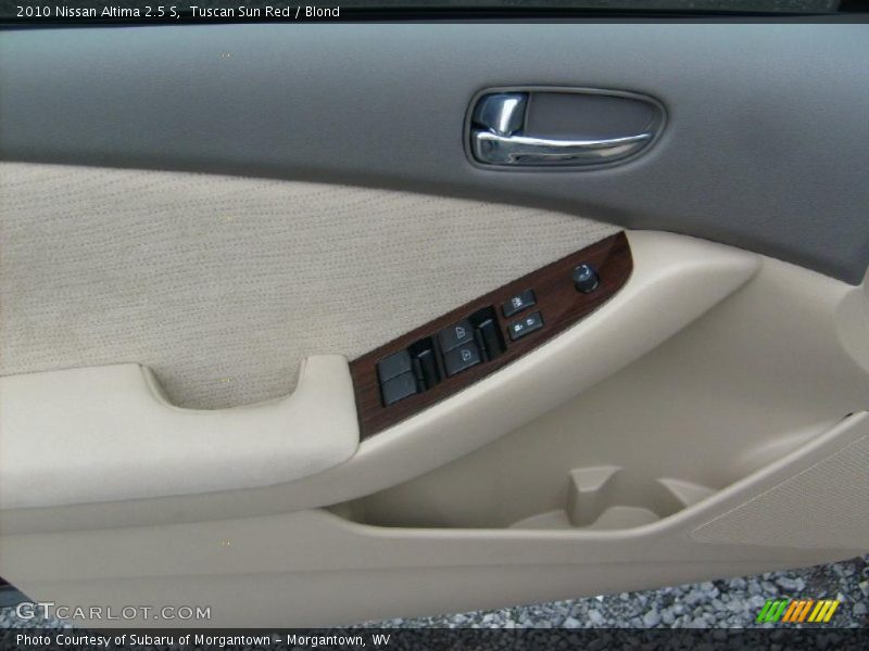 Tuscan Sun Red / Blond 2010 Nissan Altima 2.5 S