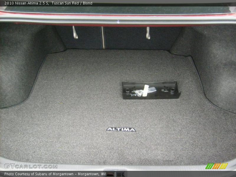 Tuscan Sun Red / Blond 2010 Nissan Altima 2.5 S