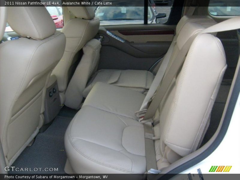  2011 Pathfinder LE 4x4 Cafe Latte Interior