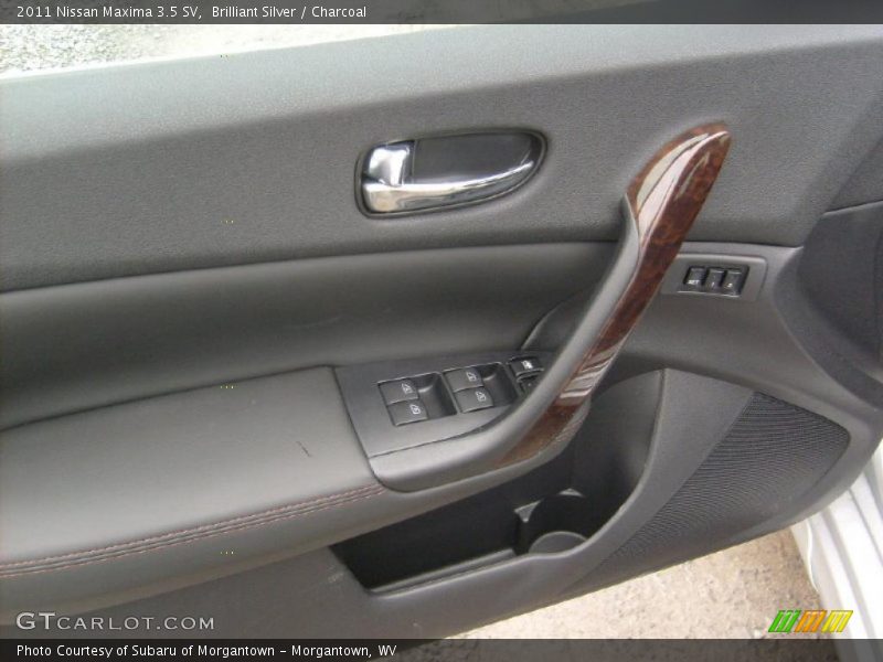 Brilliant Silver / Charcoal 2011 Nissan Maxima 3.5 SV