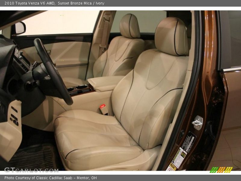  2010 Venza V6 AWD Ivory Interior