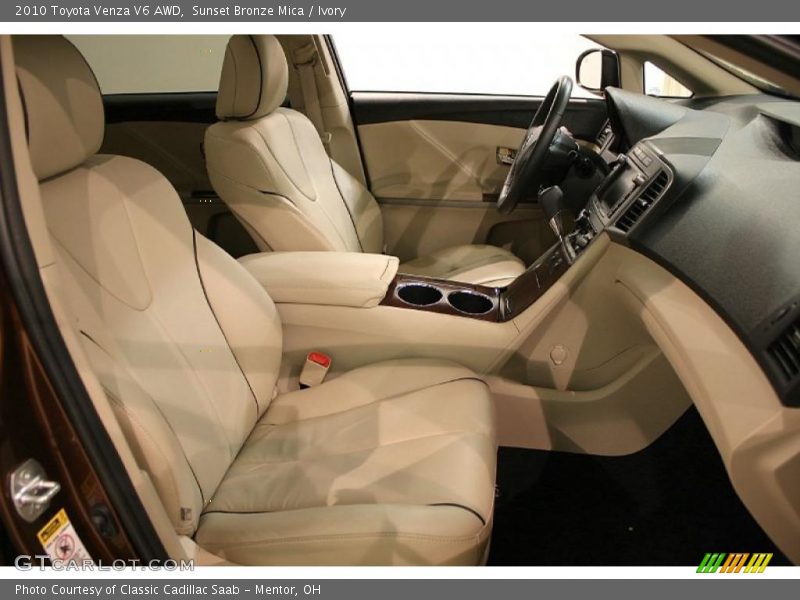 Sunset Bronze Mica / Ivory 2010 Toyota Venza V6 AWD