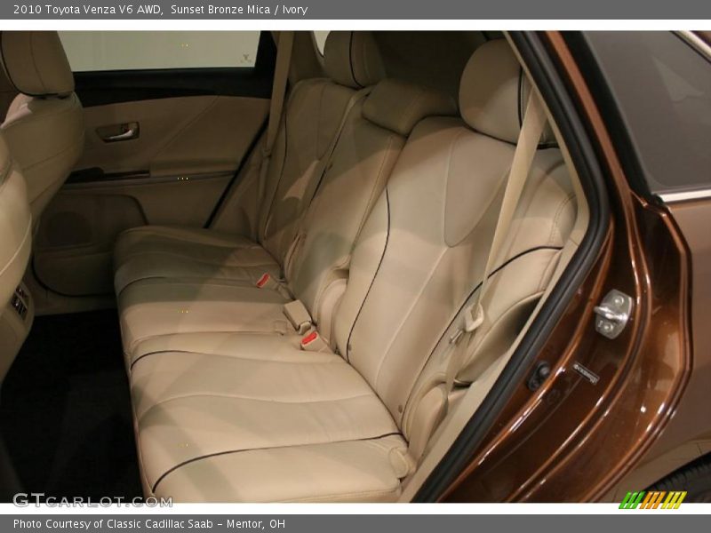 Sunset Bronze Mica / Ivory 2010 Toyota Venza V6 AWD
