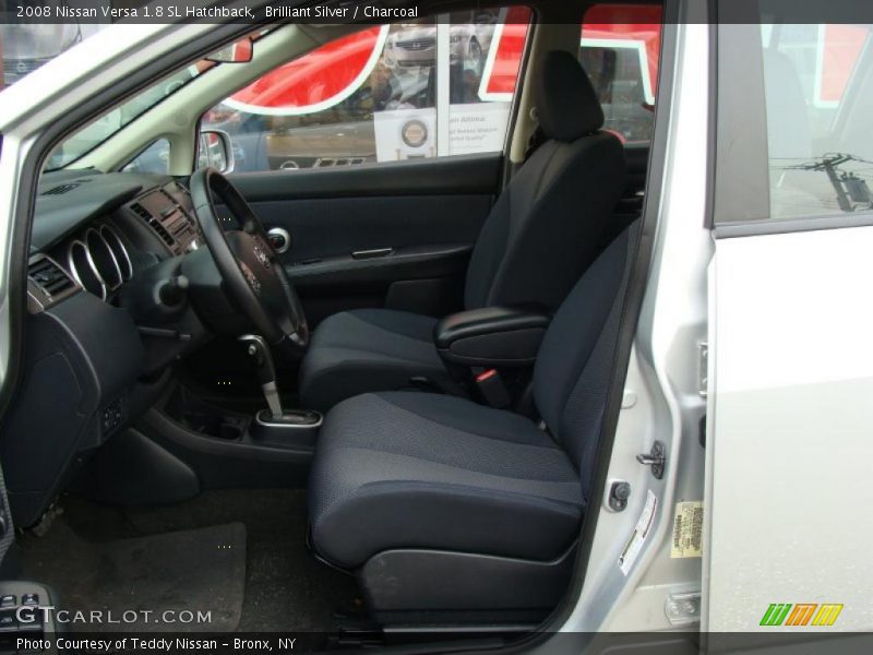 Brilliant Silver / Charcoal 2008 Nissan Versa 1.8 SL Hatchback