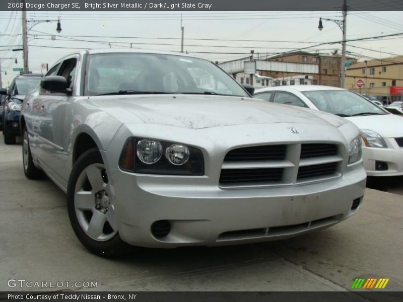 Bright Silver Metallic / Dark/Light Slate Gray 2008 Dodge Charger SE