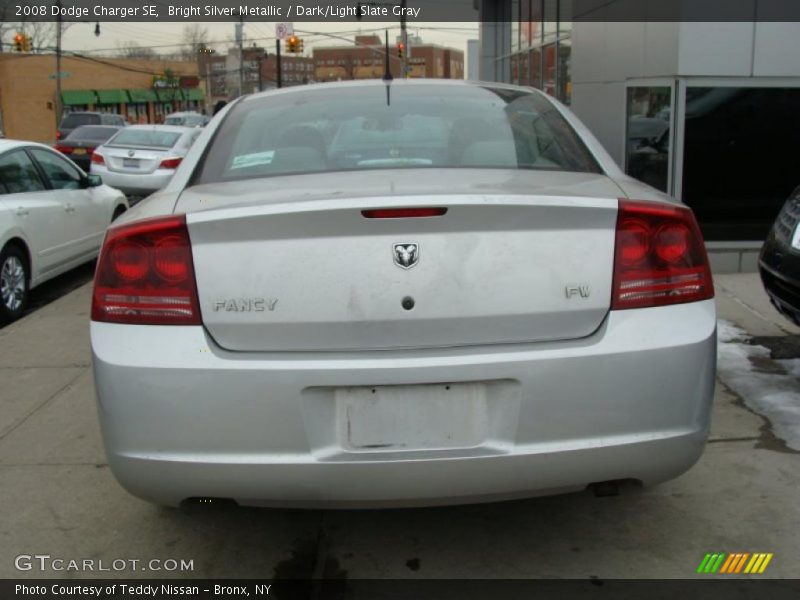 Bright Silver Metallic / Dark/Light Slate Gray 2008 Dodge Charger SE