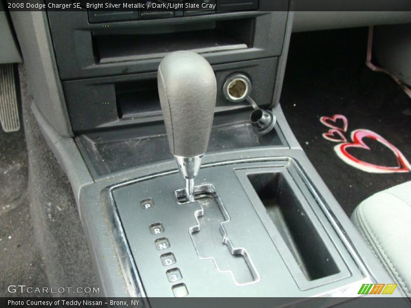 Bright Silver Metallic / Dark/Light Slate Gray 2008 Dodge Charger SE