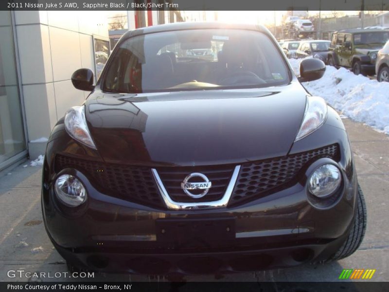 Sapphire Black / Black/Silver Trim 2011 Nissan Juke S AWD