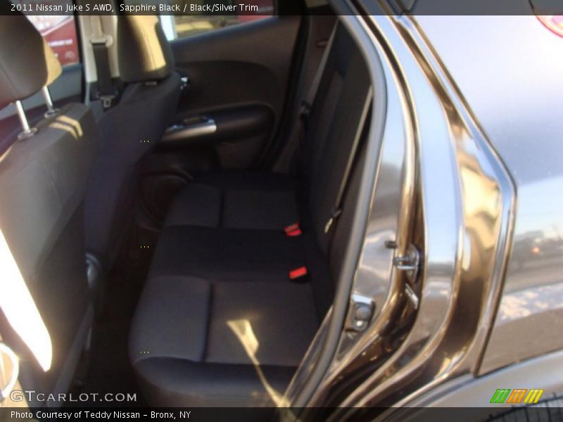 Sapphire Black / Black/Silver Trim 2011 Nissan Juke S AWD