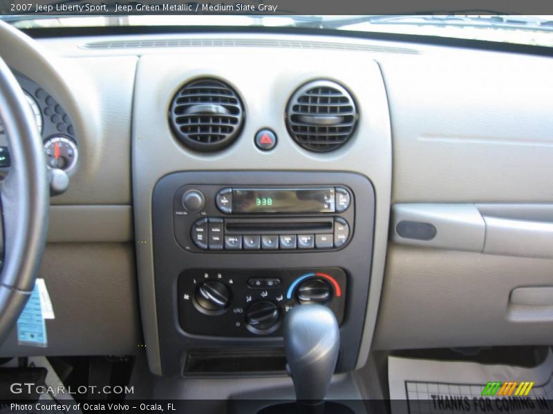 Jeep Green Metallic / Medium Slate Gray 2007 Jeep Liberty Sport