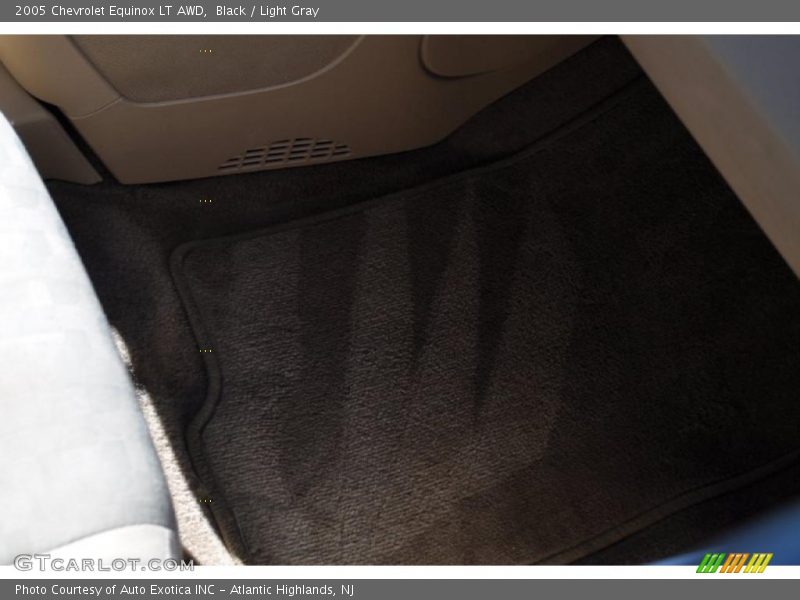Black / Light Gray 2005 Chevrolet Equinox LT AWD