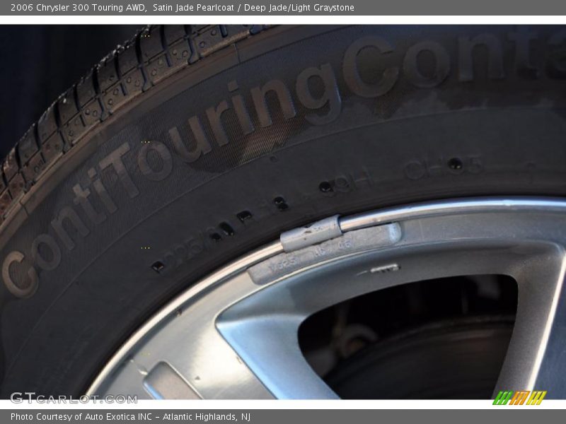 Satin Jade Pearlcoat / Deep Jade/Light Graystone 2006 Chrysler 300 Touring AWD