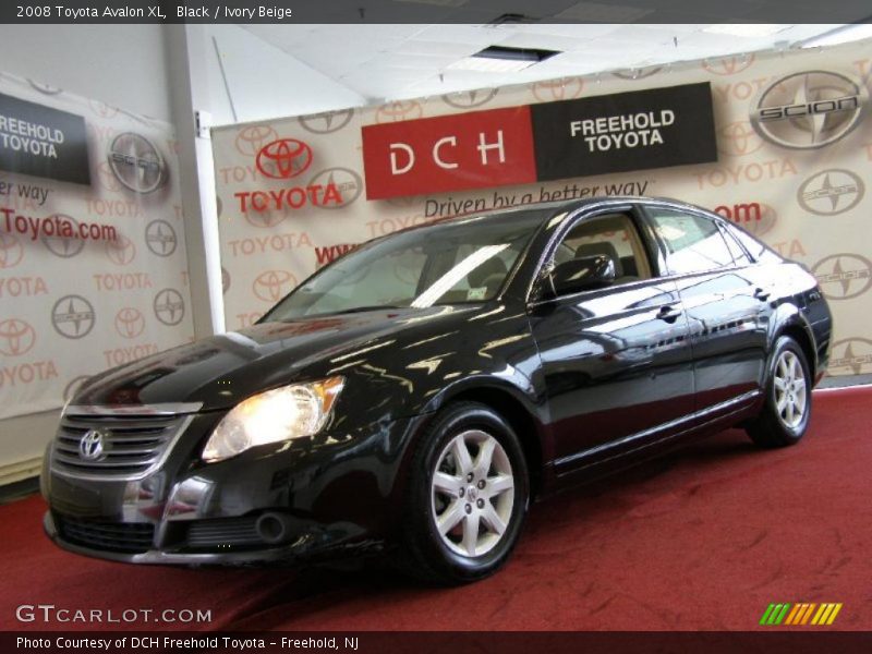 Black / Ivory Beige 2008 Toyota Avalon XL