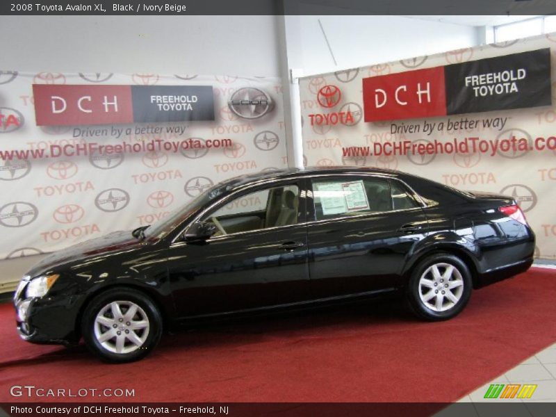Black / Ivory Beige 2008 Toyota Avalon XL
