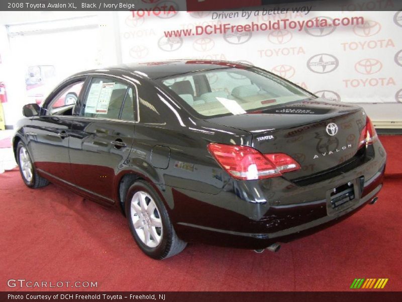 Black / Ivory Beige 2008 Toyota Avalon XL
