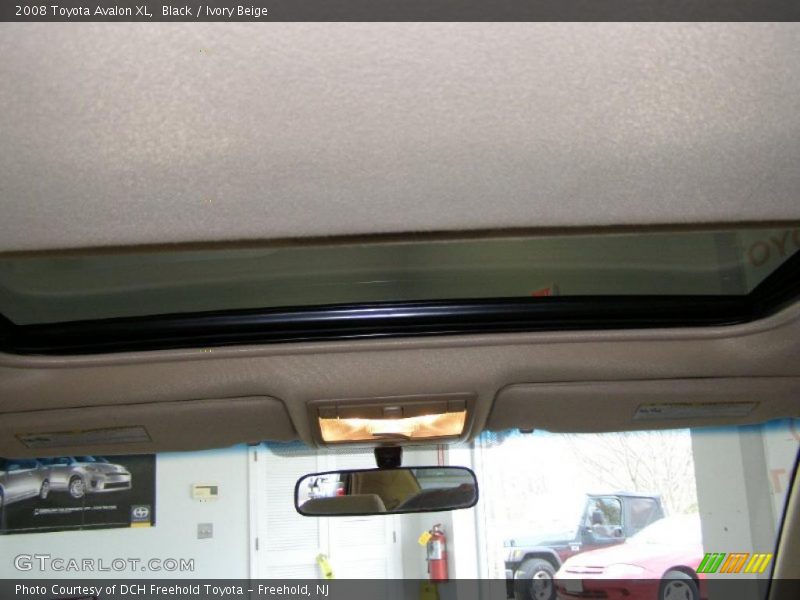 Black / Ivory Beige 2008 Toyota Avalon XL
