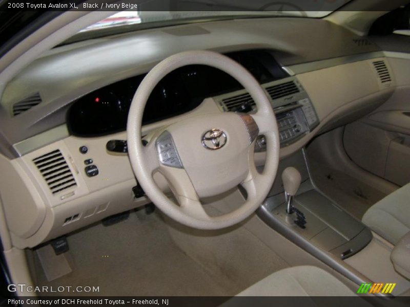 Black / Ivory Beige 2008 Toyota Avalon XL