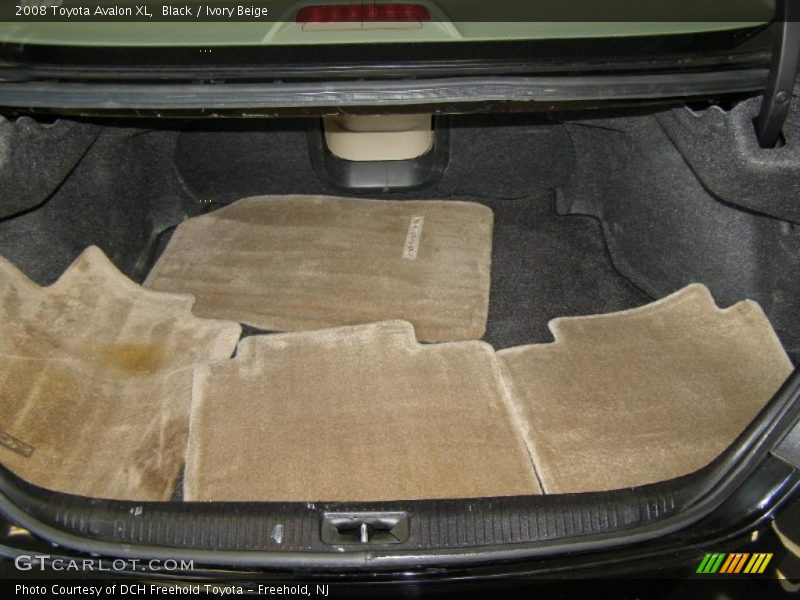 Black / Ivory Beige 2008 Toyota Avalon XL