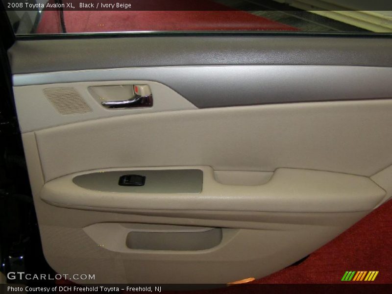 Black / Ivory Beige 2008 Toyota Avalon XL