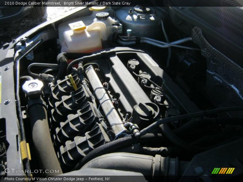 Bright Silver Metallic / Dark Slate Gray 2010 Dodge Caliber Mainstreet