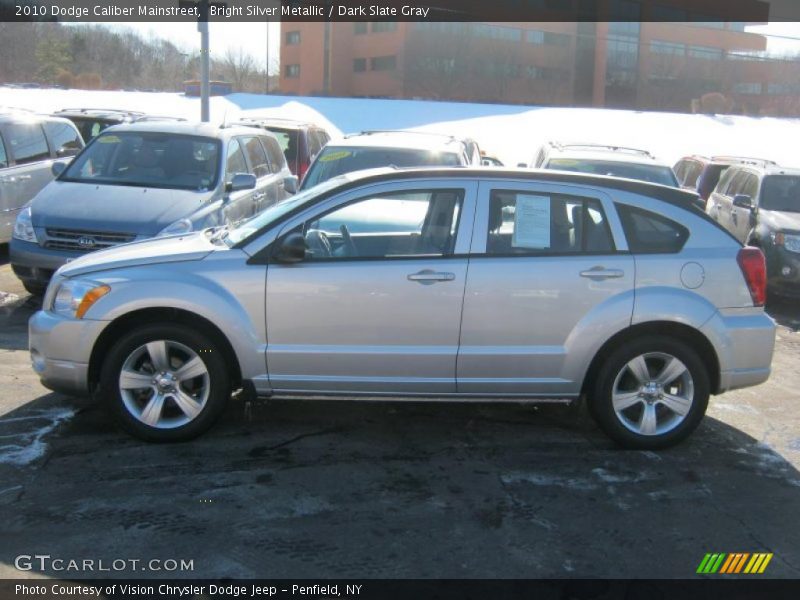 Bright Silver Metallic / Dark Slate Gray 2010 Dodge Caliber Mainstreet