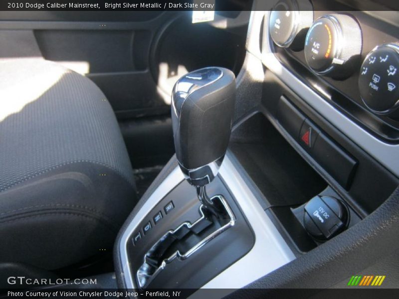 Bright Silver Metallic / Dark Slate Gray 2010 Dodge Caliber Mainstreet
