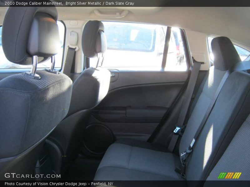 Bright Silver Metallic / Dark Slate Gray 2010 Dodge Caliber Mainstreet