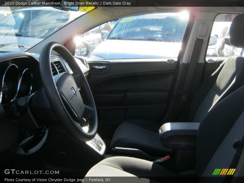Bright Silver Metallic / Dark Slate Gray 2010 Dodge Caliber Mainstreet