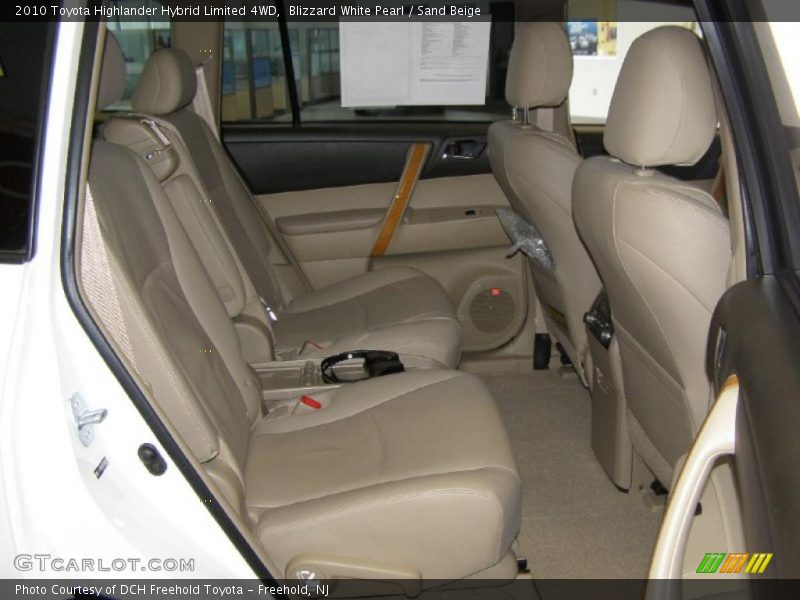 Blizzard White Pearl / Sand Beige 2010 Toyota Highlander Hybrid Limited 4WD
