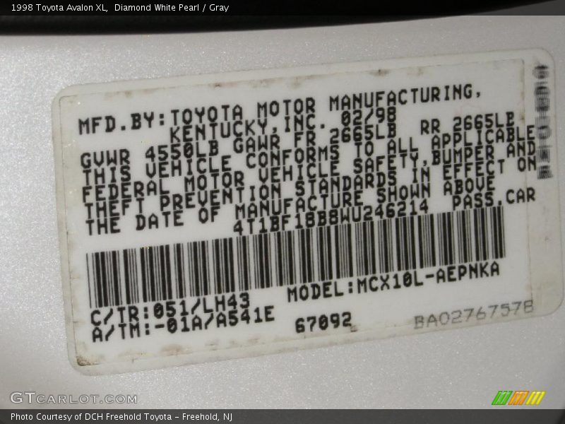 Diamond White Pearl / Gray 1998 Toyota Avalon XL