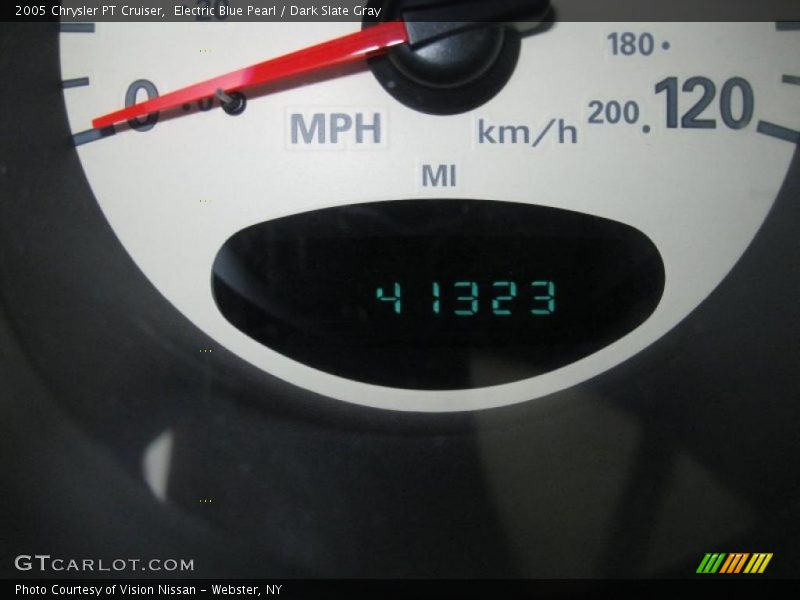 Electric Blue Pearl / Dark Slate Gray 2005 Chrysler PT Cruiser