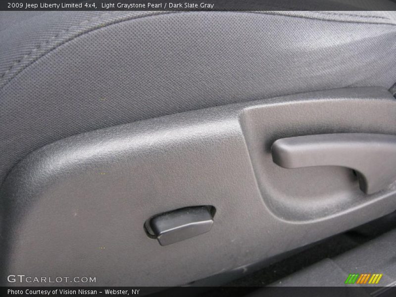 Light Graystone Pearl / Dark Slate Gray 2009 Jeep Liberty Limited 4x4