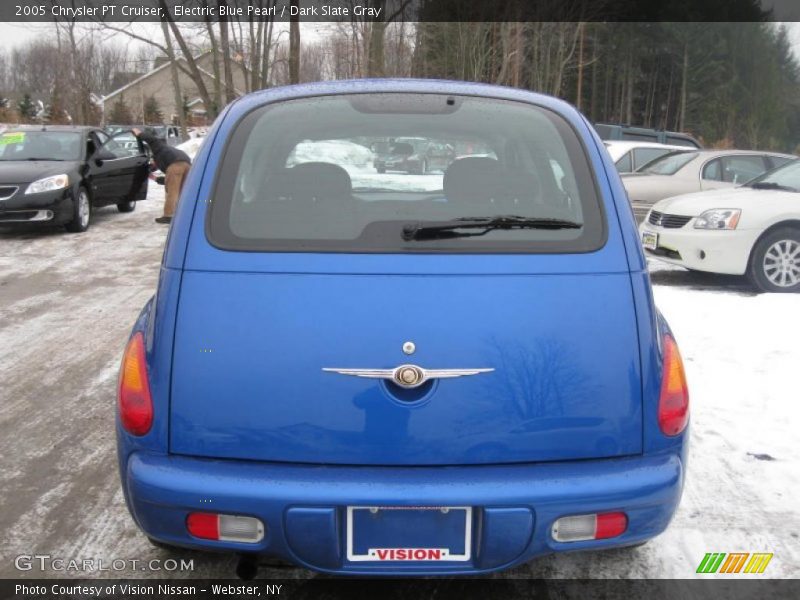 Electric Blue Pearl / Dark Slate Gray 2005 Chrysler PT Cruiser