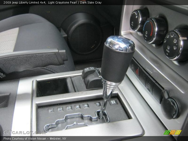  2009 Liberty Limited 4x4 4 Speed Automatic Shifter