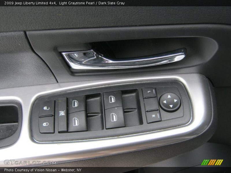 Controls of 2009 Liberty Limited 4x4