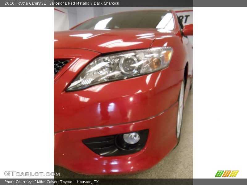 Barcelona Red Metallic / Dark Charcoal 2010 Toyota Camry SE