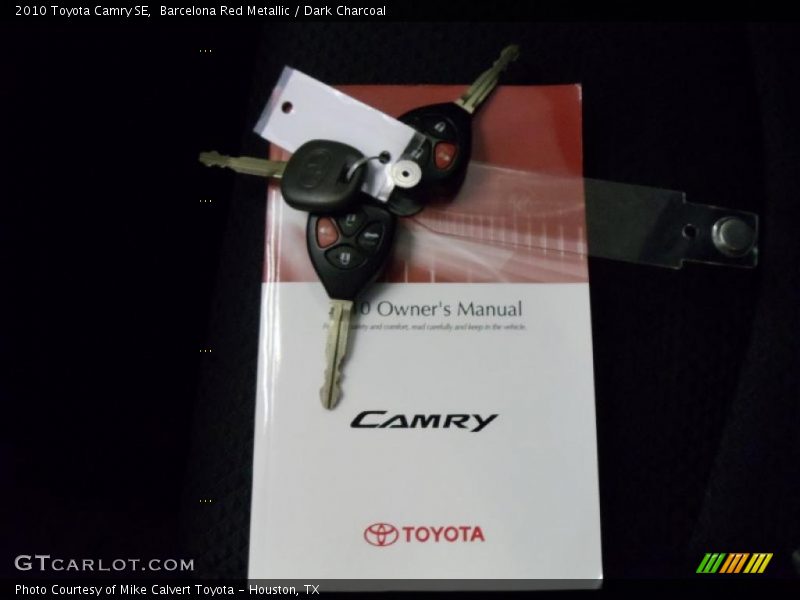 Barcelona Red Metallic / Dark Charcoal 2010 Toyota Camry SE