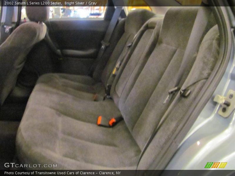 Bright Silver / Gray 2002 Saturn L Series L200 Sedan