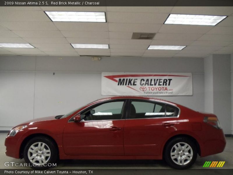 Red Brick Metallic / Charcoal 2009 Nissan Altima 2.5 S