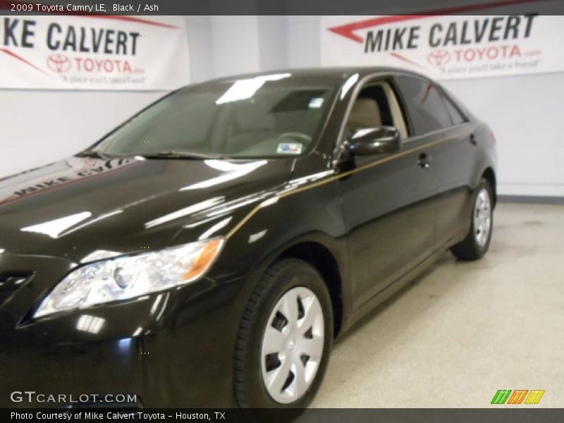 Black / Ash 2009 Toyota Camry LE