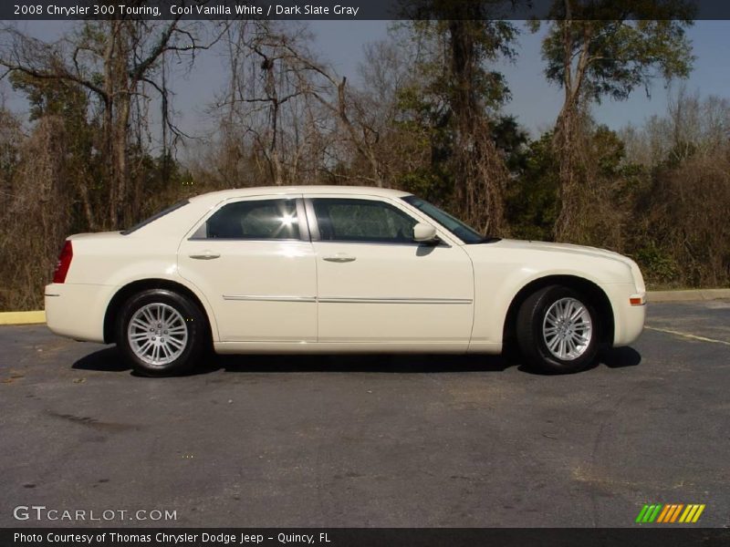 Cool Vanilla White / Dark Slate Gray 2008 Chrysler 300 Touring