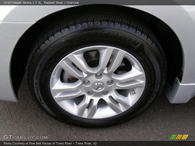 Radiant Silver / Charcoal 2010 Nissan Altima 2.5 SL