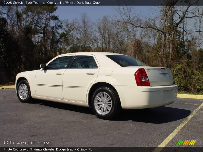 Cool Vanilla White / Dark Slate Gray 2008 Chrysler 300 Touring