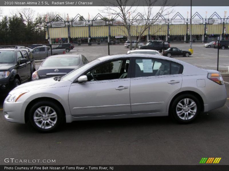 Radiant Silver / Charcoal 2010 Nissan Altima 2.5 SL