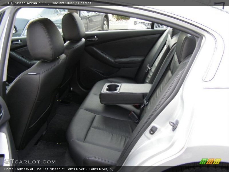 Radiant Silver / Charcoal 2010 Nissan Altima 2.5 SL