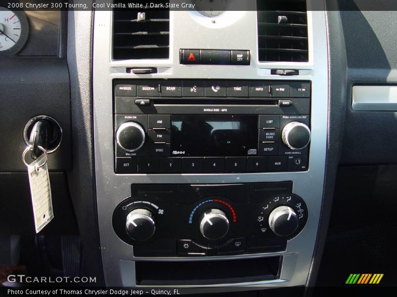 Cool Vanilla White / Dark Slate Gray 2008 Chrysler 300 Touring