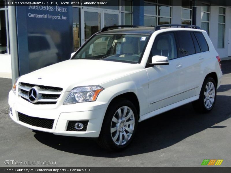 Arctic White / Almond/Black 2011 Mercedes-Benz GLK 350