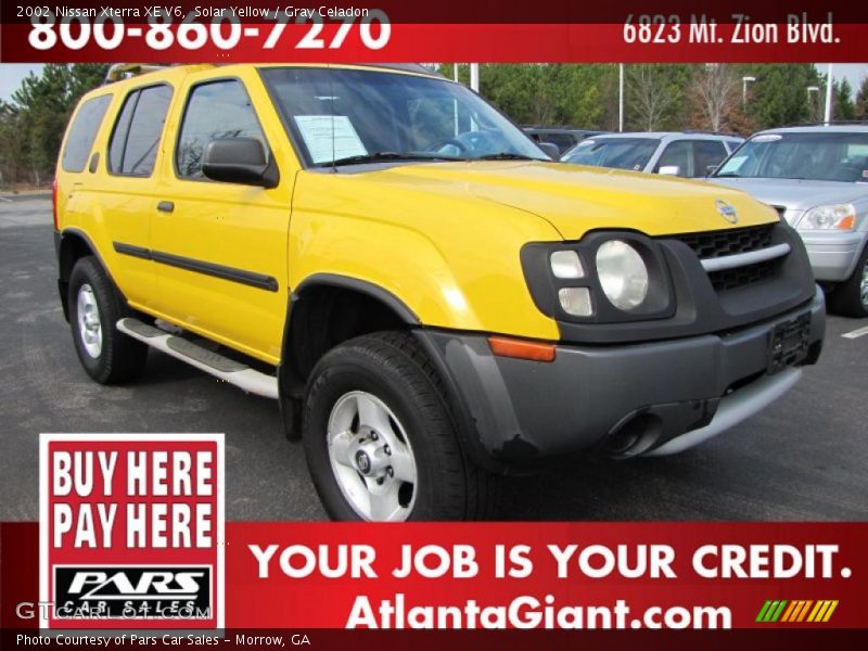 Solar Yellow / Gray Celadon 2002 Nissan Xterra XE V6