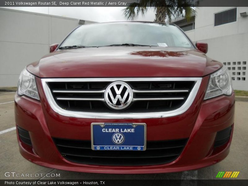 Deep Claret Red Metallic / Aero Gray 2011 Volkswagen Routan SE